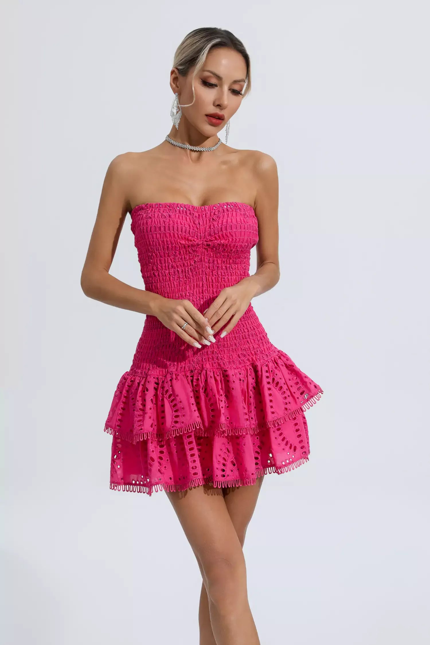 Pembe Volanlı Kısa Elbise