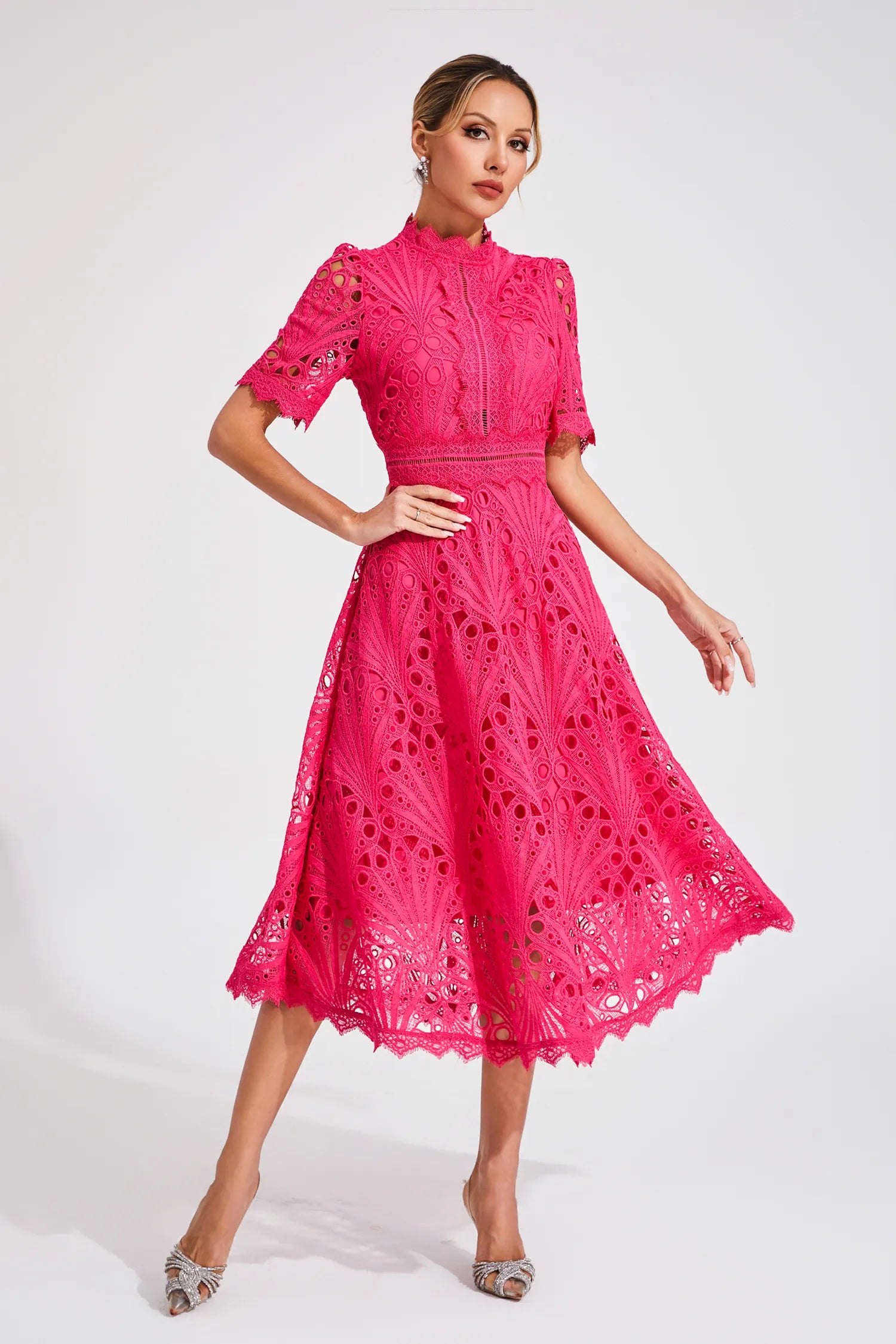 Pembe Rüya Dantel Midi Elbise