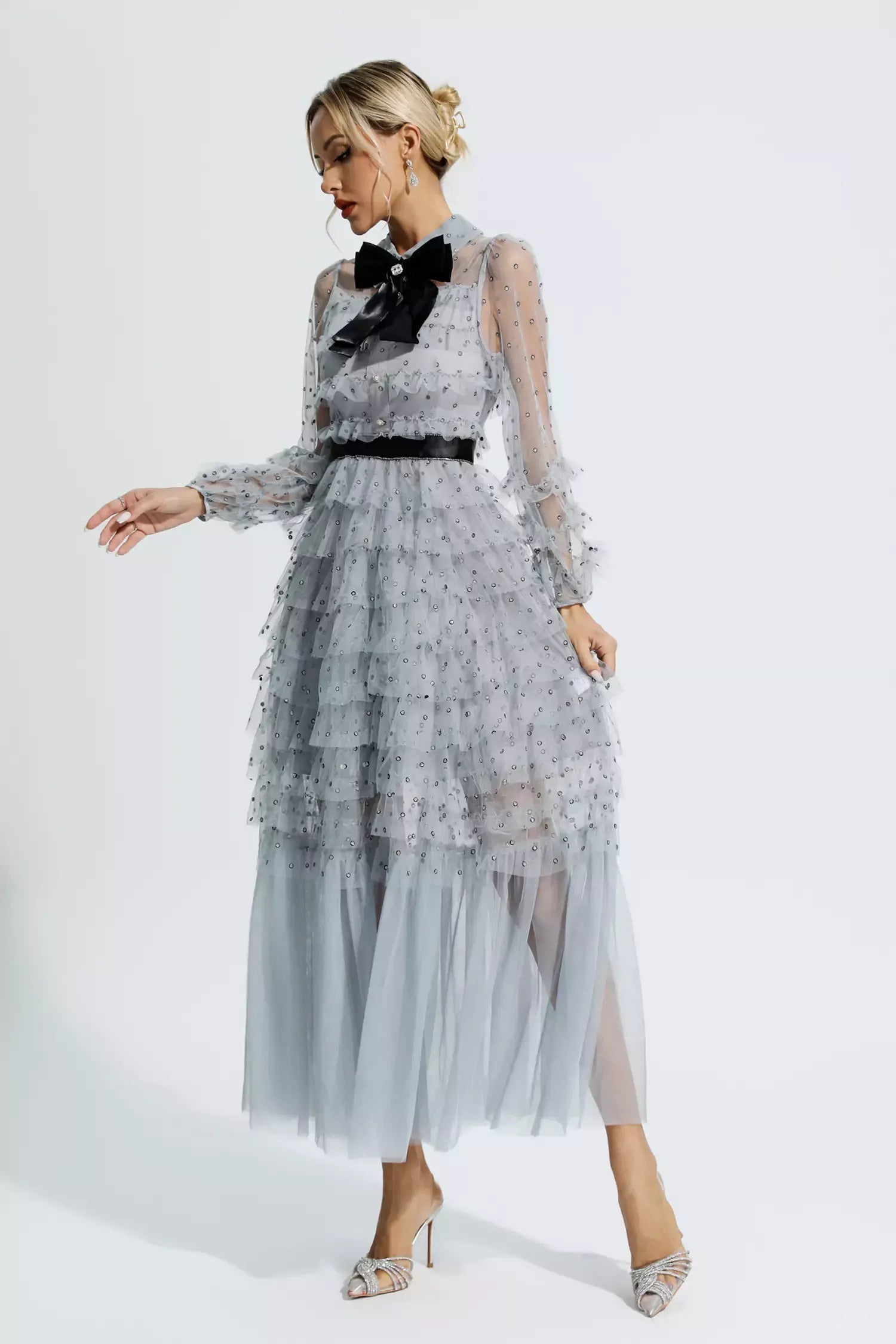 Maddison Gri Puantiye Maxi Elbisesi